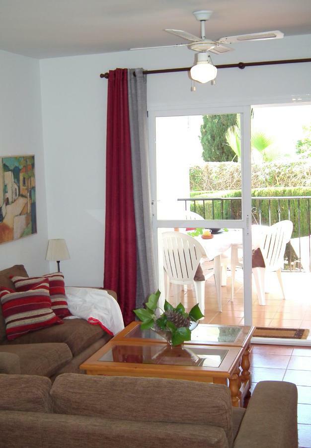 Apartamento Nerja Playa Burriana Екстер'єр фото