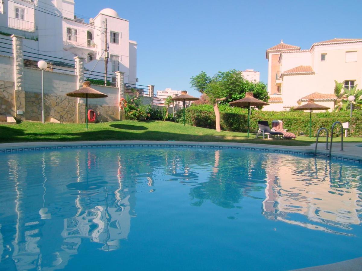 Apartamento Nerja Playa Burriana Екстер'єр фото